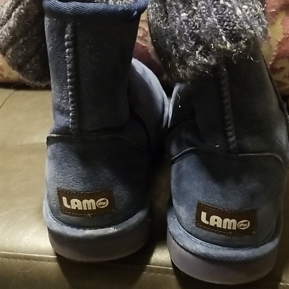 LAMO In Box Lamb Boots - Picture 3 of 11